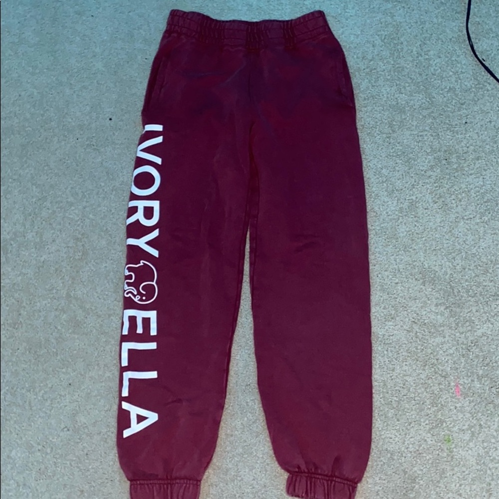Ivory Ella loose Joggers - Picture 1 of 3